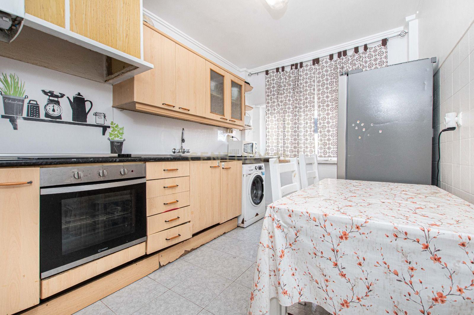 Apartamento T2/cave em Sintra: Conforto e Acessibilidade  - Image 7