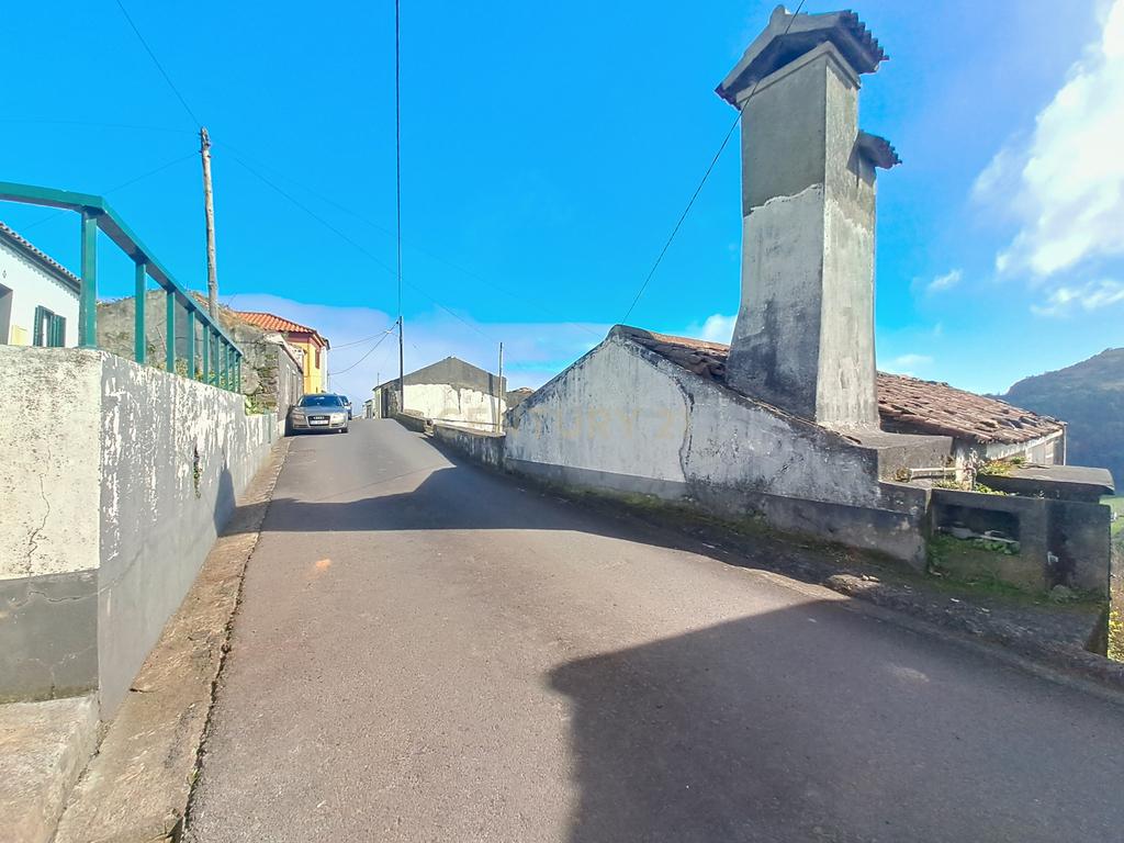 Casa T1 + 1 em Povoação, Ilha de São Miguel - Tranquilidade e Luz Natural - Image 13