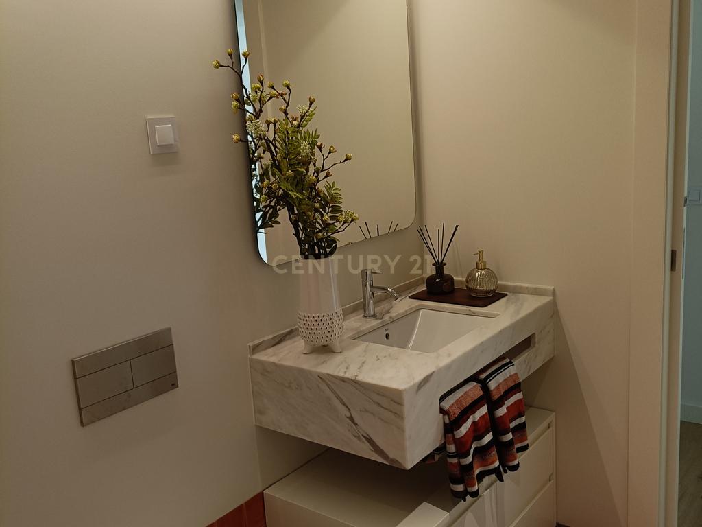 Excelente Apartamento T2 bastante Central no Areeiro com Jardim Privativo - Image 23