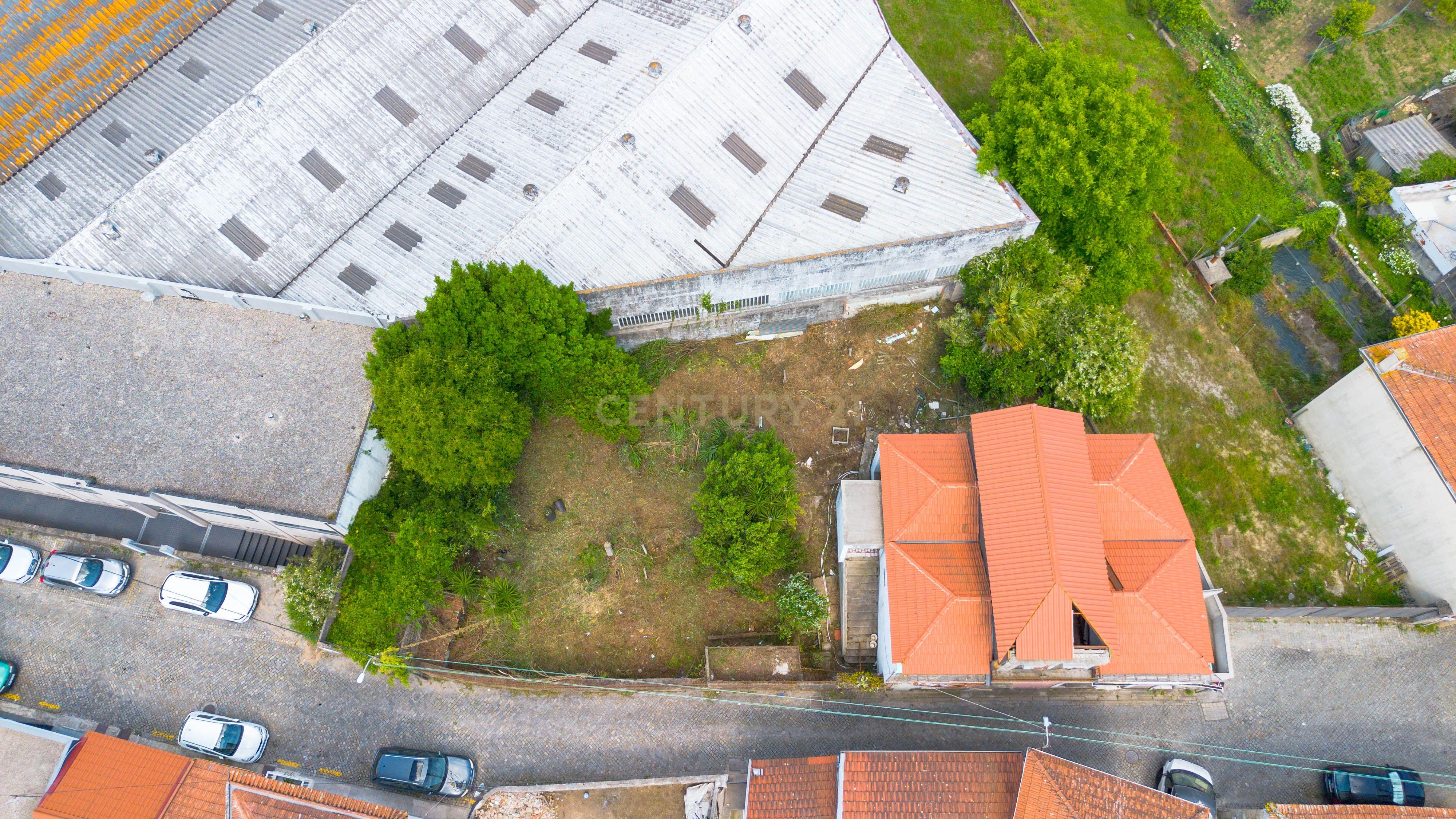 Fotografia 7 de Prédio com Projeto Aprovado para 4 Frações