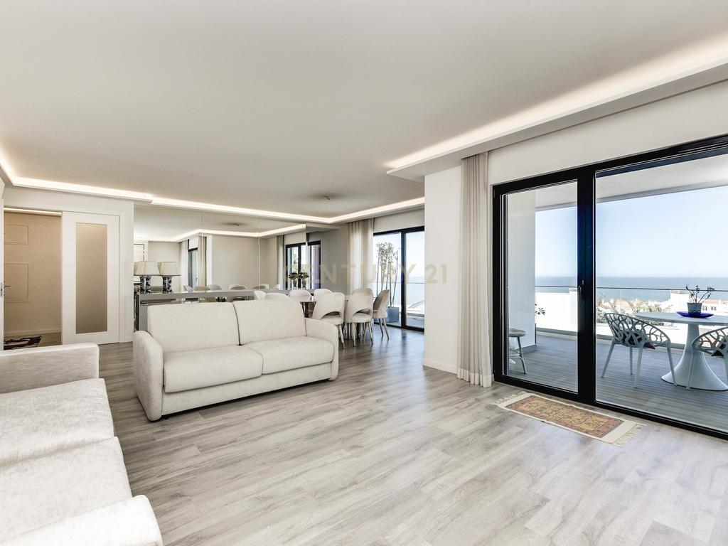 T3 com terraço e VISTA MAR em condomínio de luxo na Ericeira - Image 3