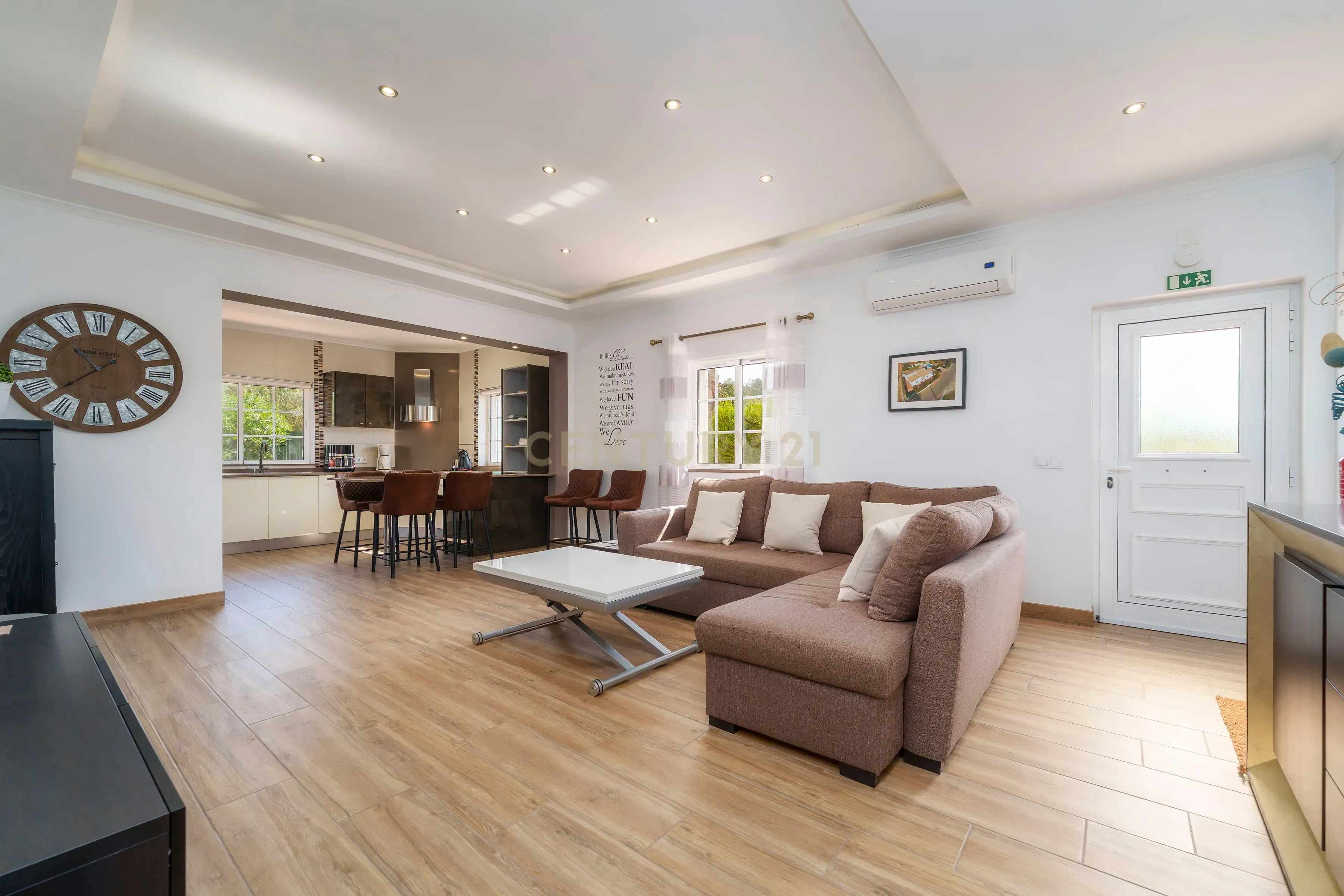 Fotografia 8 de Moradia com 3 quartos, 2 casas de banho, piscina privada e um agradável jardim , situada numa localização privilegiada no coração do Algarve.