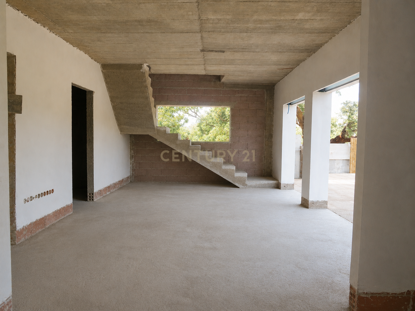 Fotografia 9 de Moradia T4+1 em topo de banda em Alto das Vinhas, Sesimbra, Setúbal - Em Construção