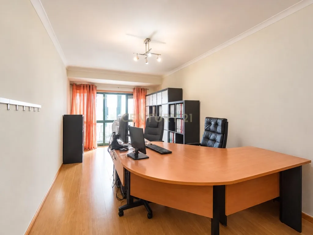 Apartamento T4 | Massamá - Image 35