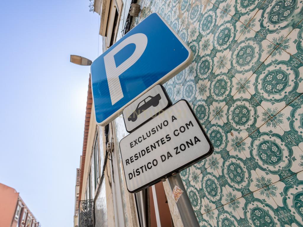 Apartamento  2 assoalhadas,  Campo de Ourique, Lisboa - Image 16