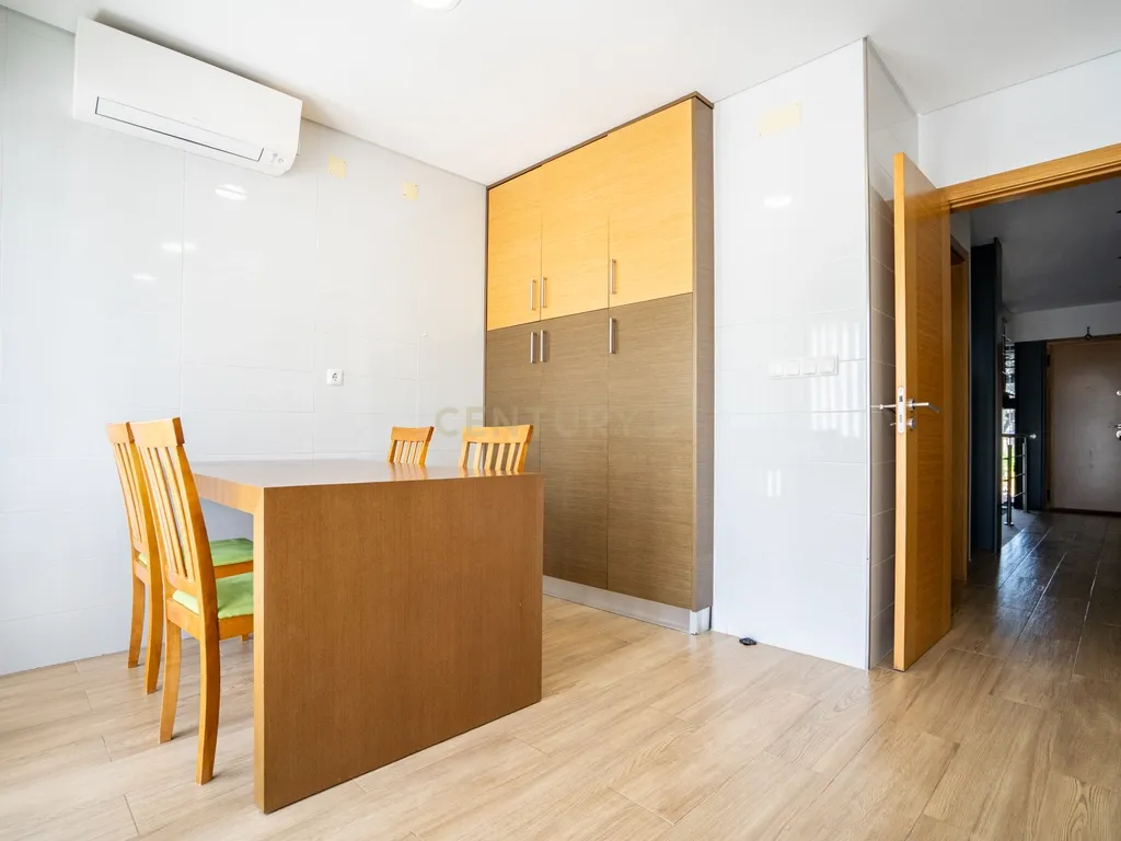 Moradia Contemporânea T4 em Santo António da Charneca - Barreiro - Image 34