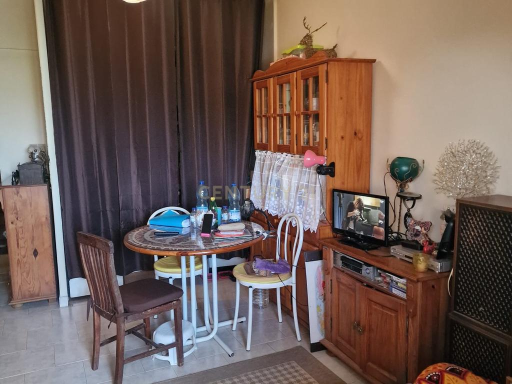 Apartamento T1 com Vista Mar, em Oeiras - Image 2