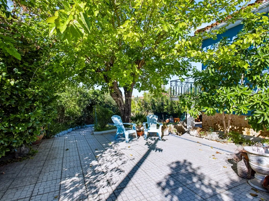 Moradia com 5.100 m² de terreno e vista para o Castelo de Tomar - Image 44