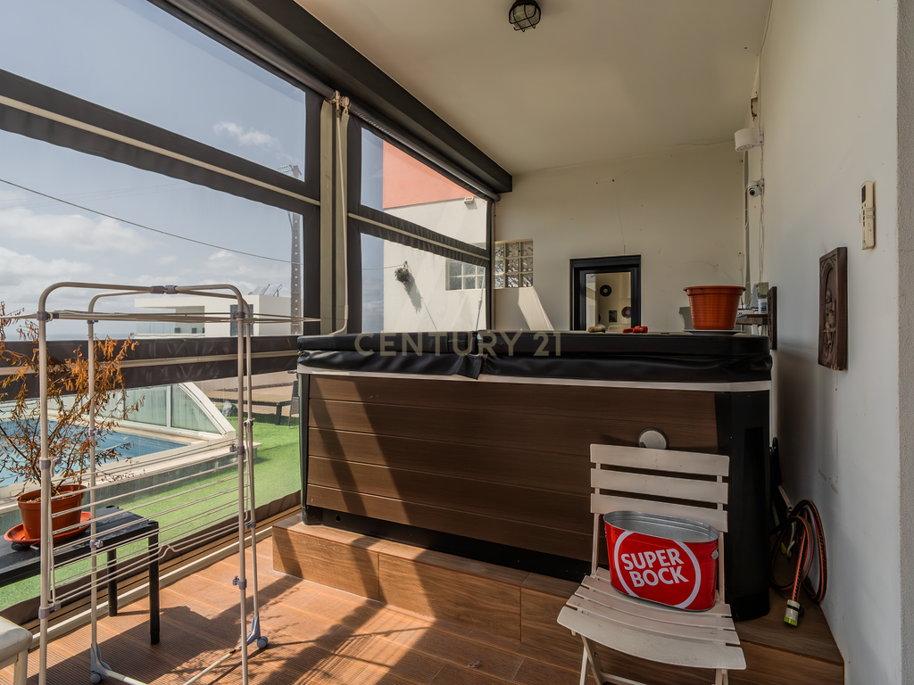 Moderna moradia geminada com vista mar - Ericeira - Image 26