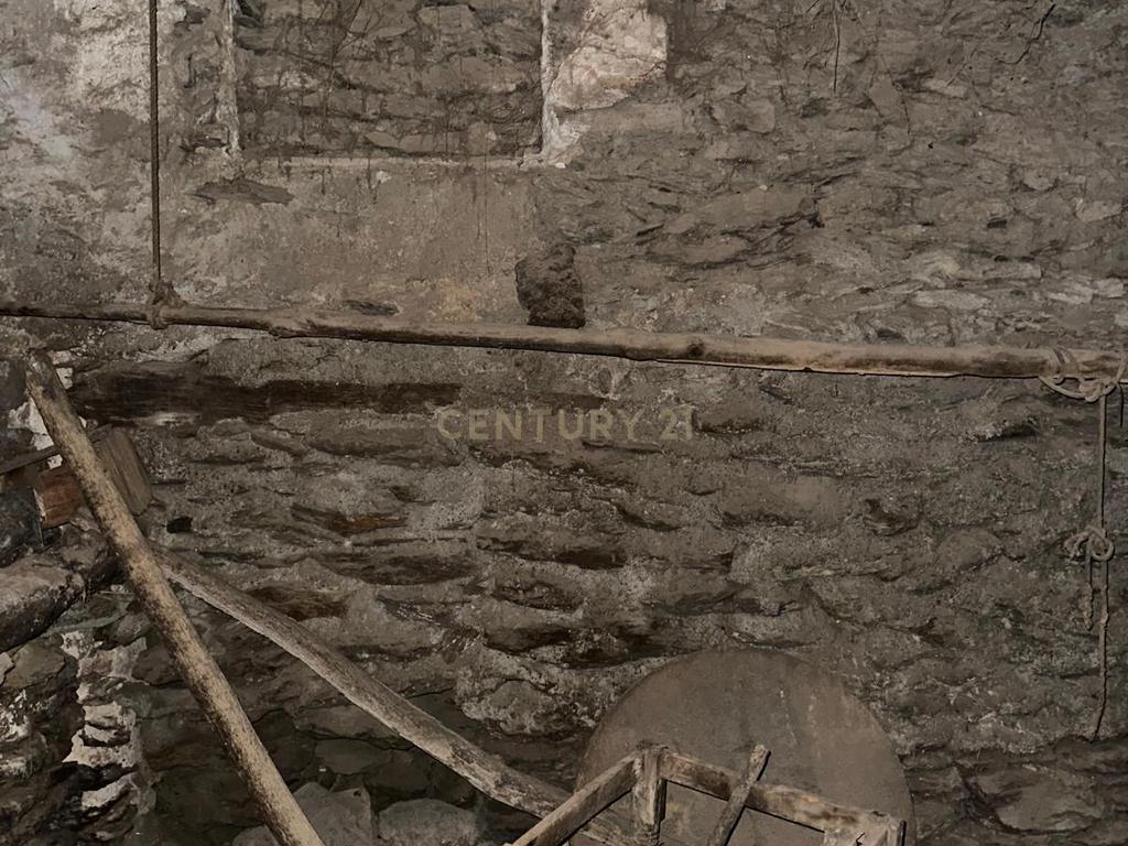 undefined - Image 25