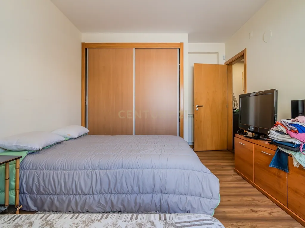 Moderna moradia geminada com vista mar - Ericeira - Image 10