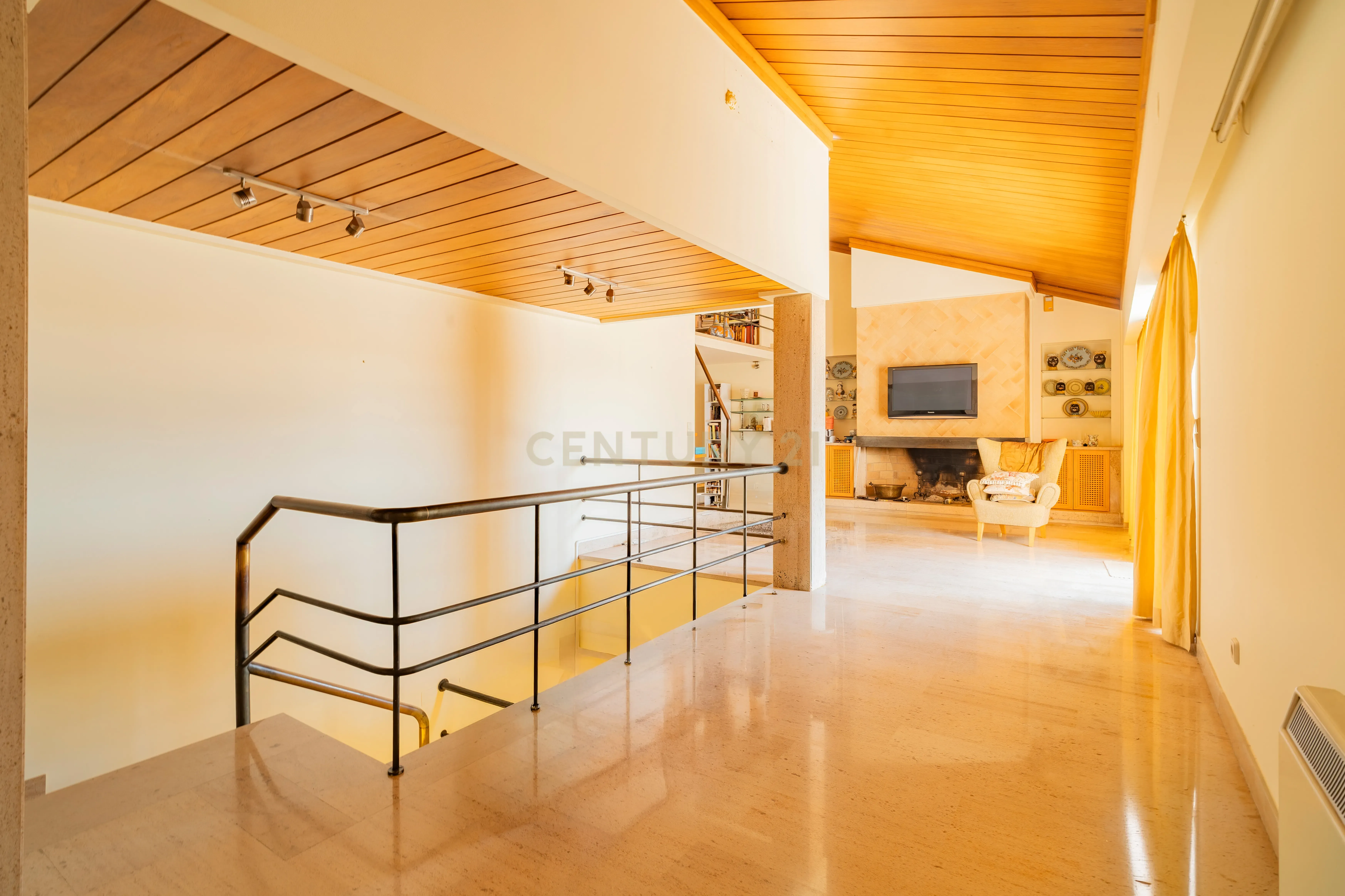 Apartamento T5  duplex no centro de Alcobaça