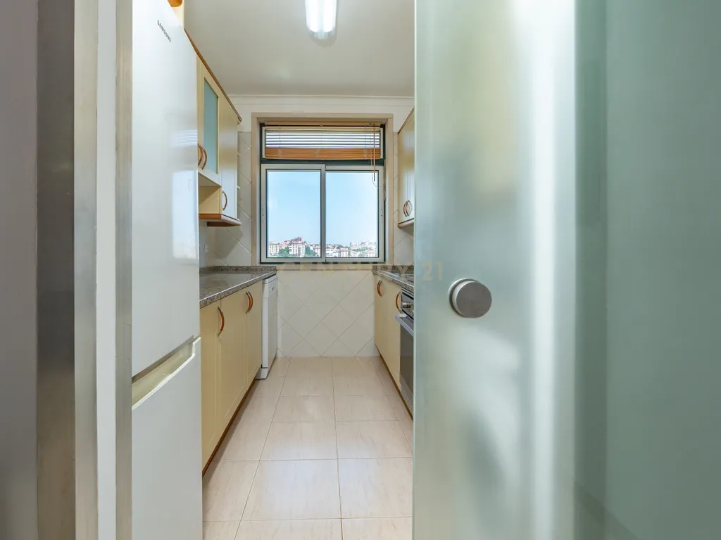 Apartamento T1 para Arrendamento em Rio de Mouro – Mobilado, Equipado e a 2 Minutos do Alegro Sintra - Image 14