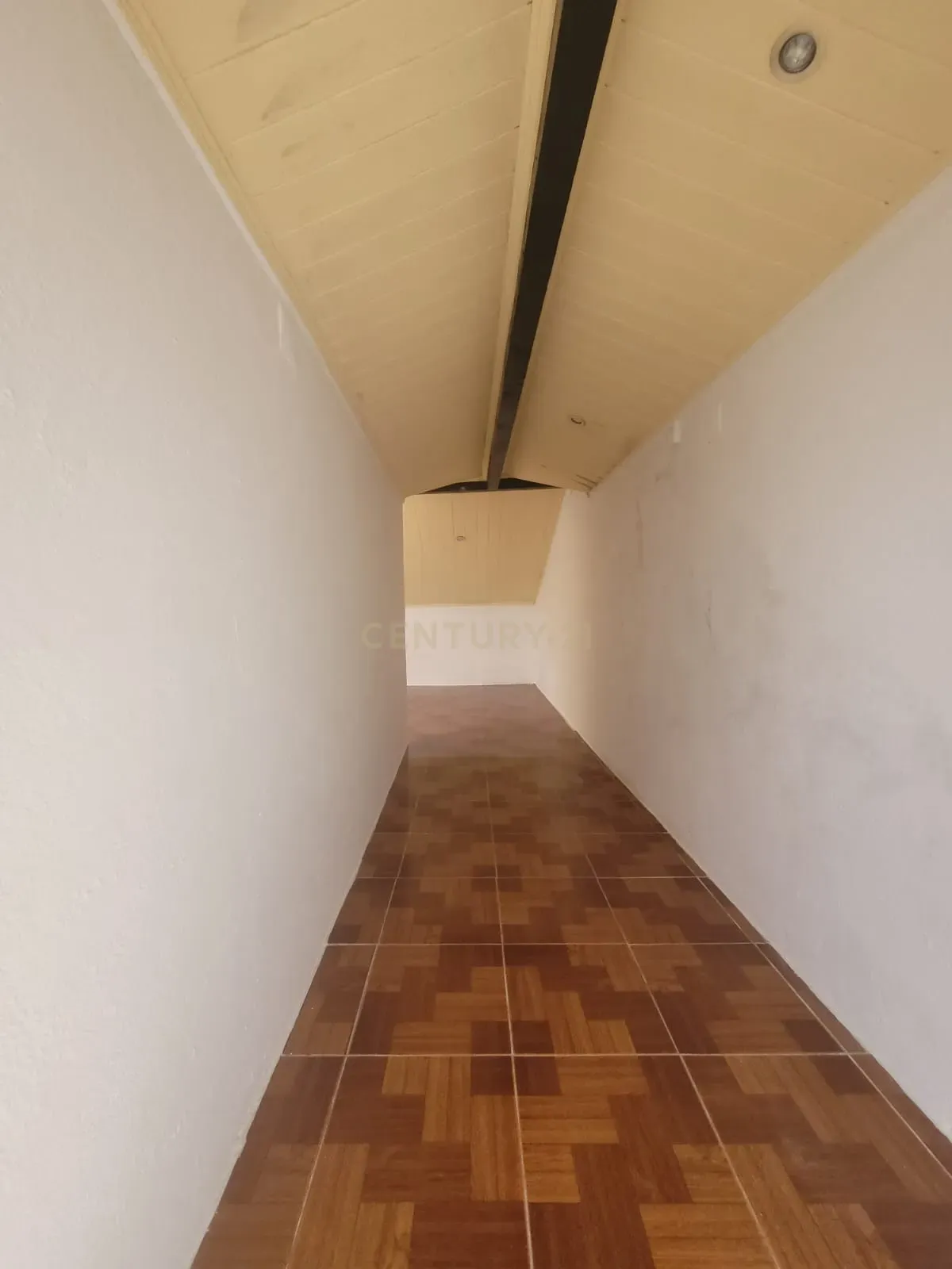 Moradia T2 em Vialonga - Image 7