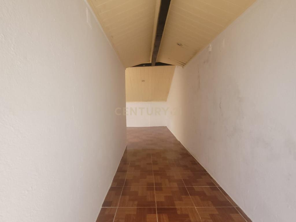 Moradia T2 em Vialonga - Image 7