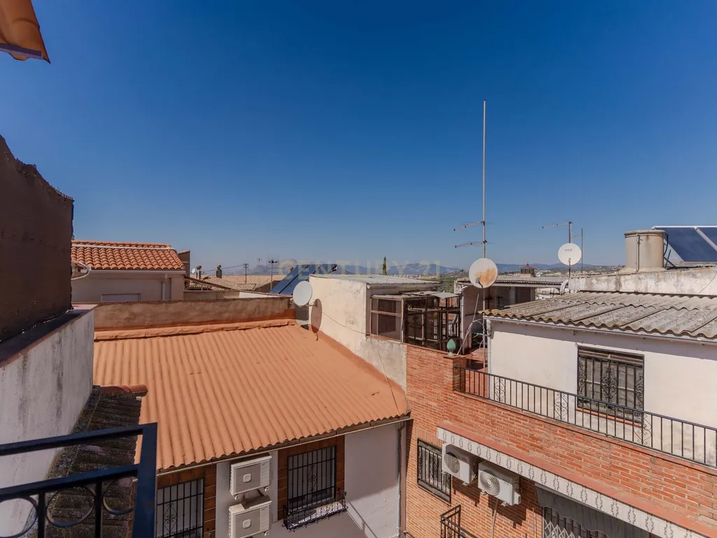 Apartamento T4 com Vista Panorâmica em Pulianas, Granada - Image 34