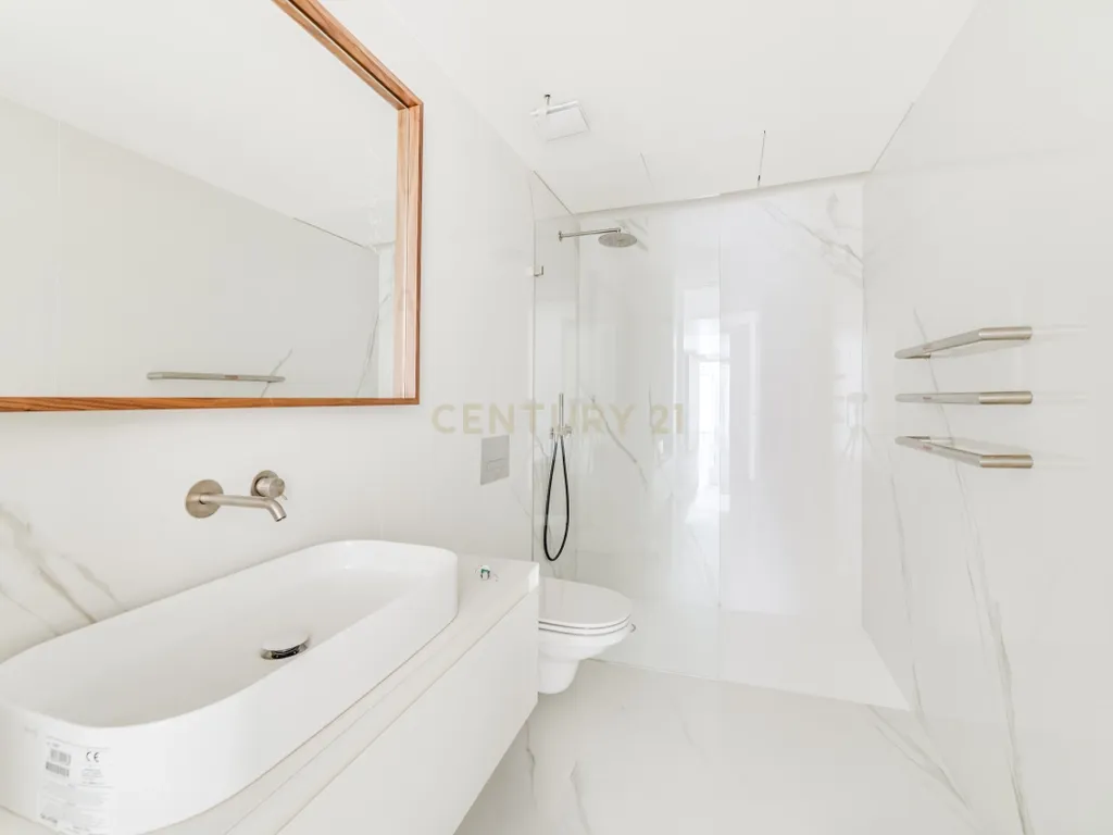 T3 na Villa dos Coches com 3 Suites e Garagem em Belém, Lisboa - Image 32