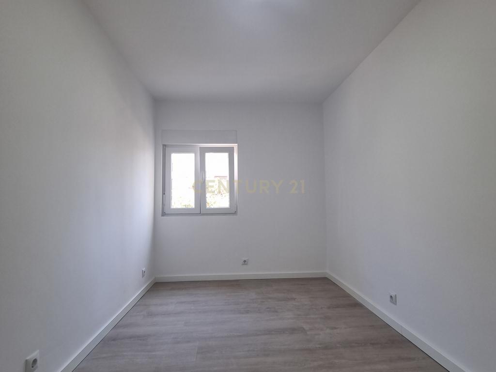 Apartamento Renovado T3 na Torre, Cascais - Image 18