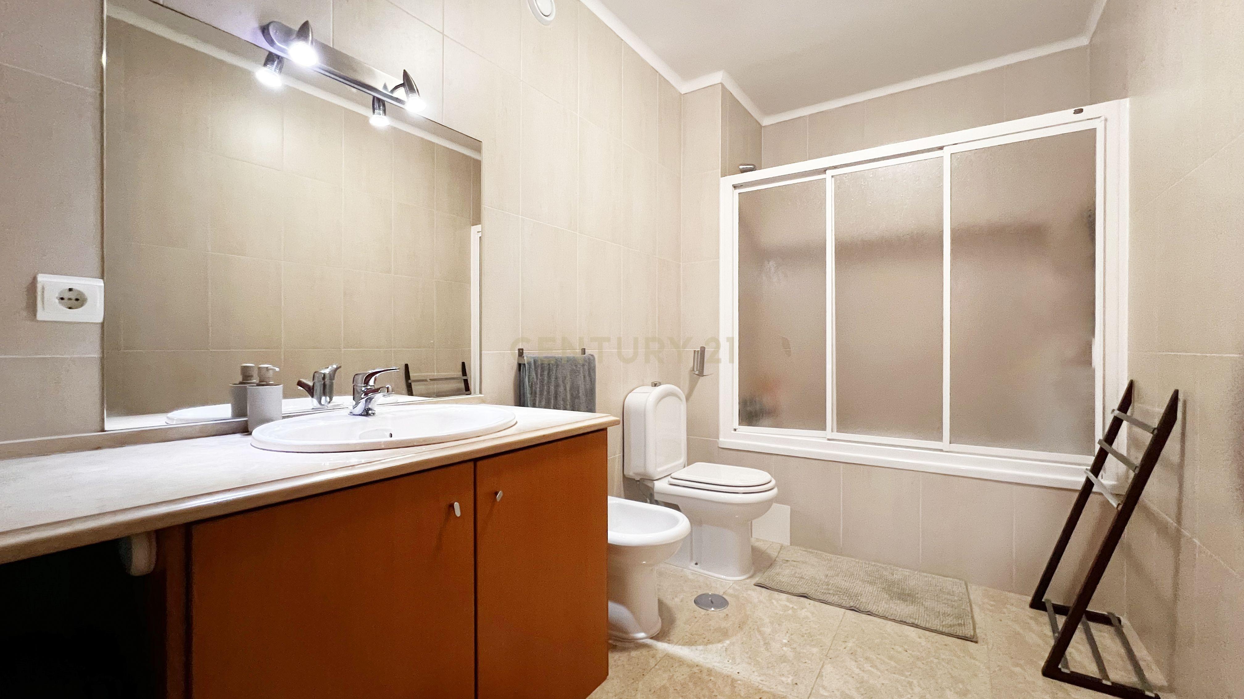 T2 +1 Ramada - Image 11