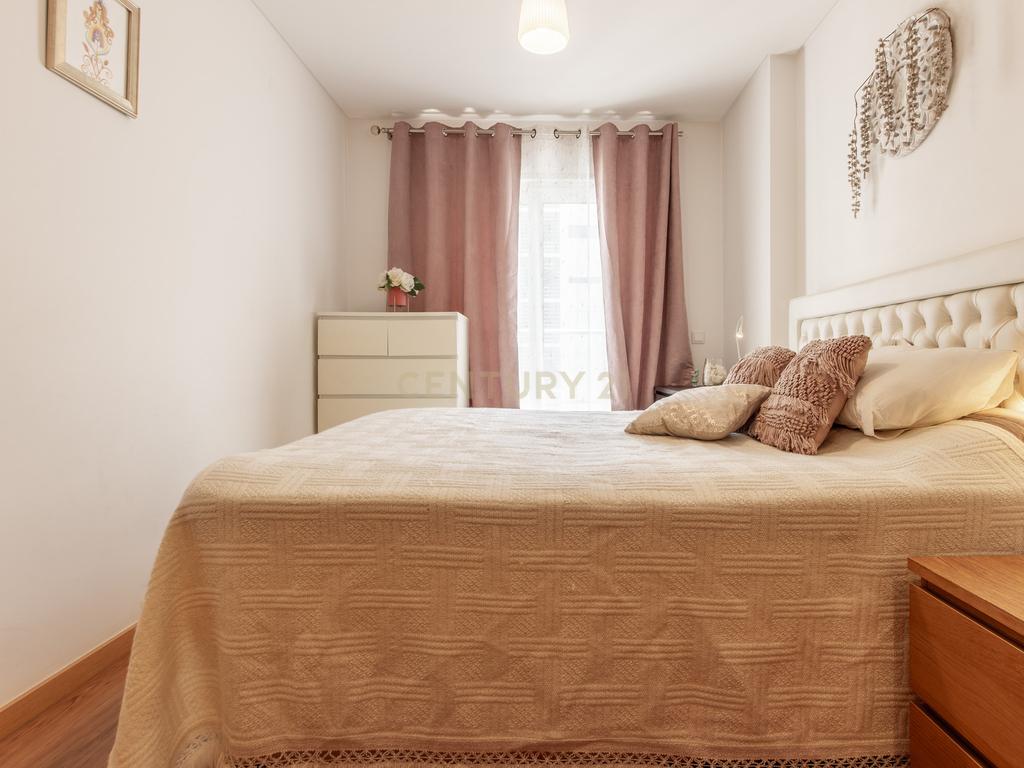 Apartamento T2 moderno com lugar de garagem, Quinta do Património (Sacavém) - Image 17