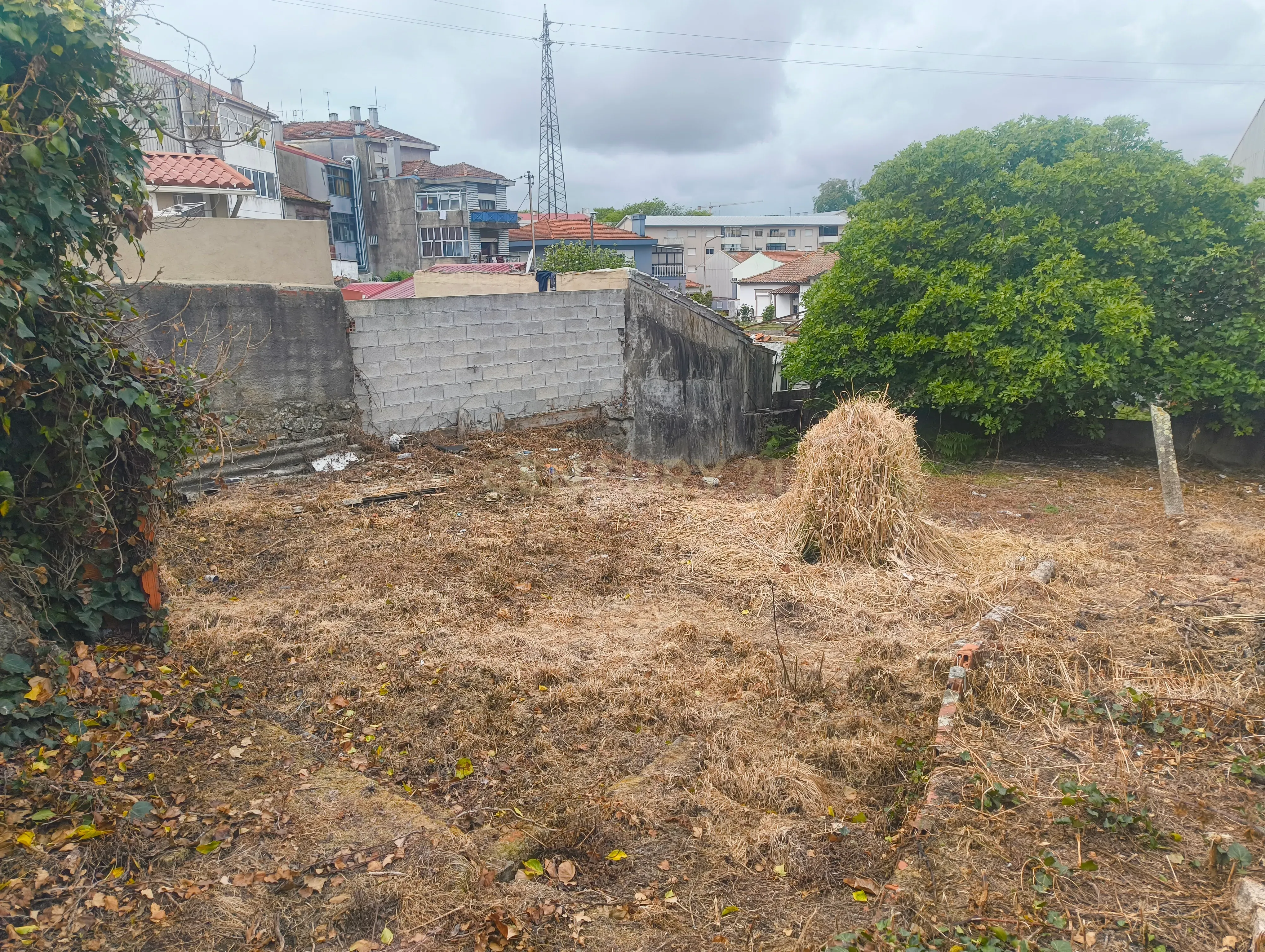 Fotografia 7 de Terreno às Antas para construção em altura