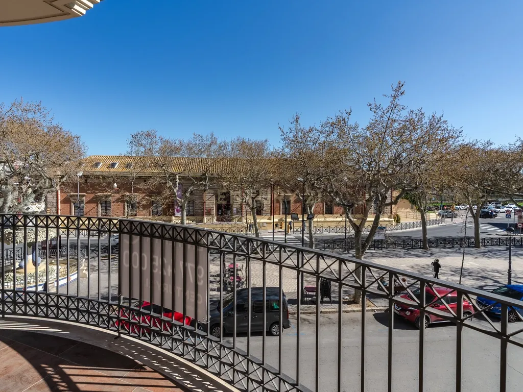 Apartamento amplo de 3 quartos no coração de Vendrell - Image 47
