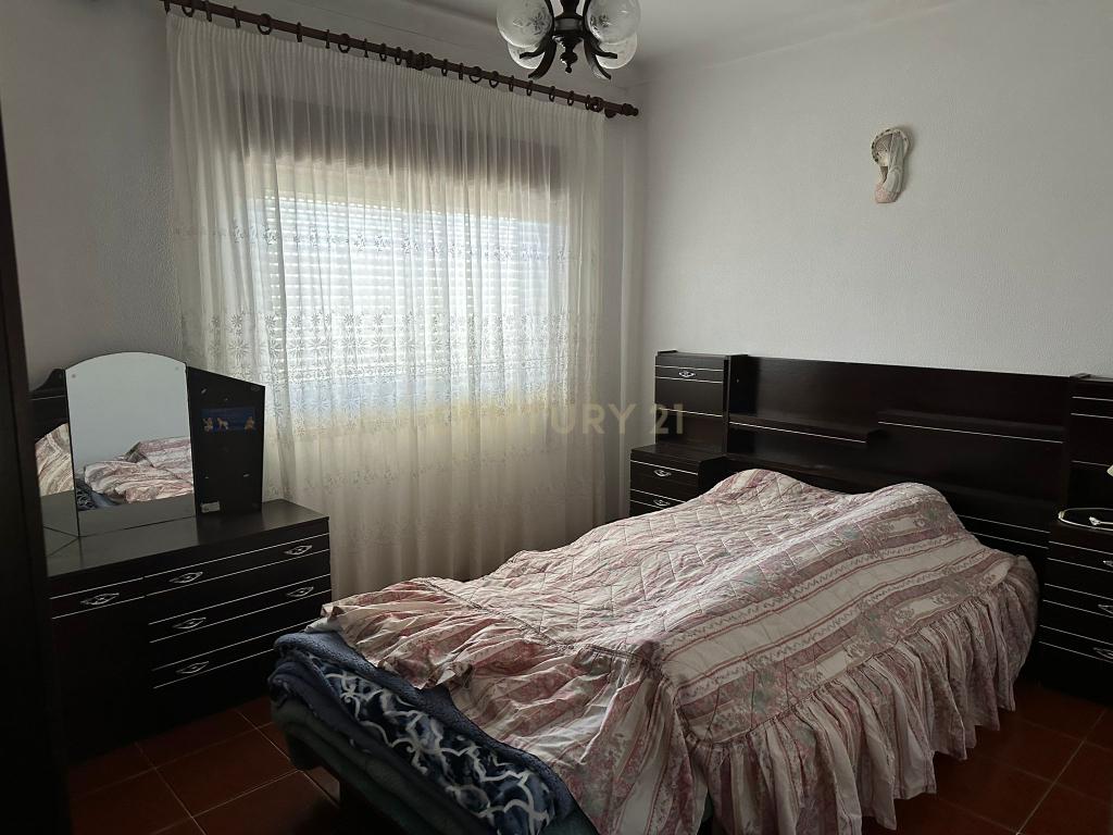 Casa T2  em Santarém - Oportunidade Única! - Image 9