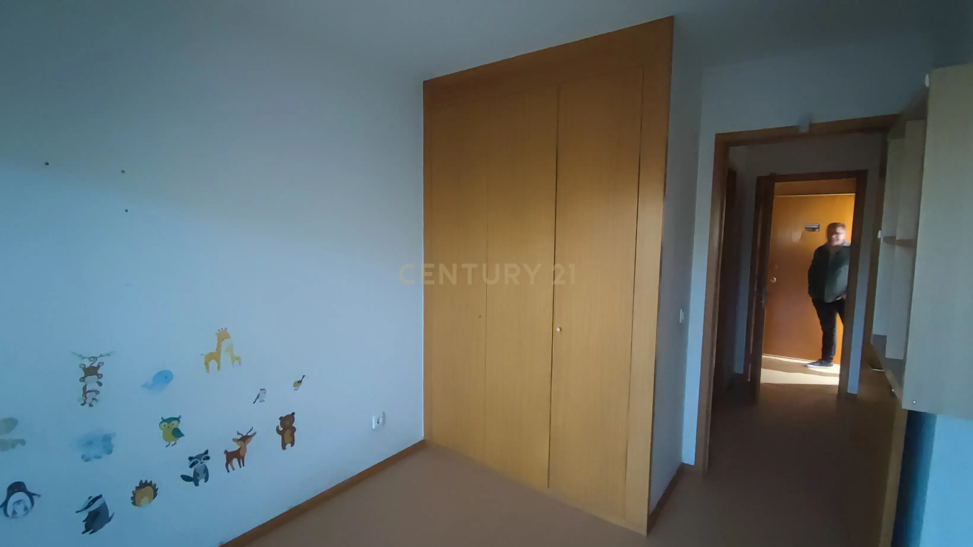Apartamento T2 com Terraço e Garagem, Maia (Ao Aeroporto) - Image 13
