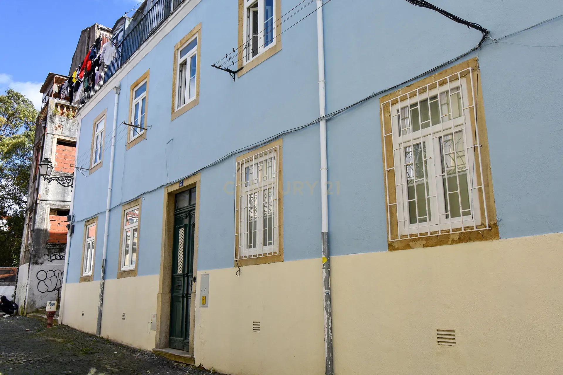 Apartamento T3 renovado com Licença AL - Lisboa - Image 30