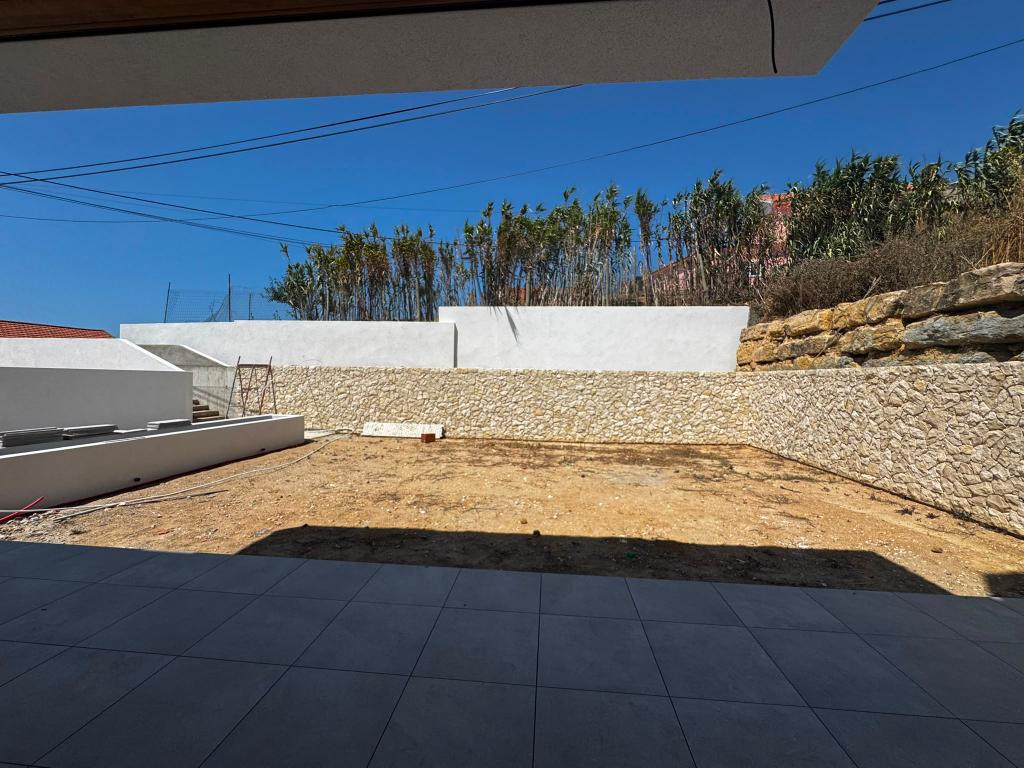 WEST RESIDENCES - IMOVEL DE LUXO - Moradia Isolada T3- 3 SUITES - Piscina/Jardim/Garagem Box para 3 viaturas - Image 17