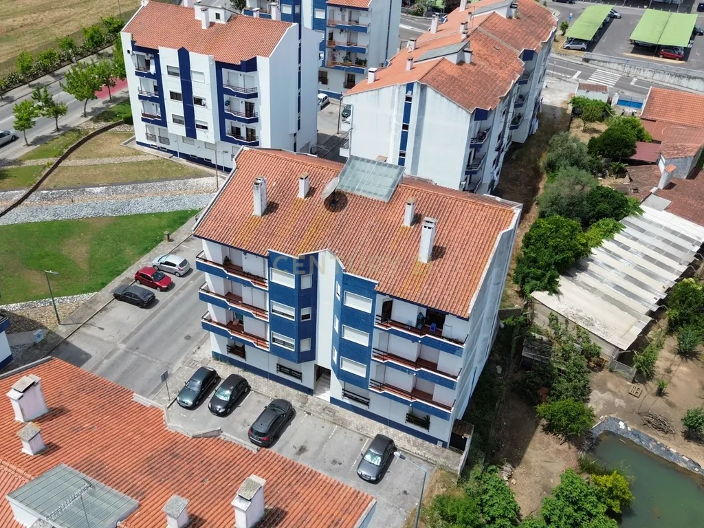 Apartamento T3 com garagem e arrecadação em Abrantes - Image 28