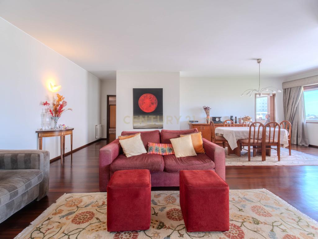 Apartamento T5 na zona do Aviz - Porto - Image 7