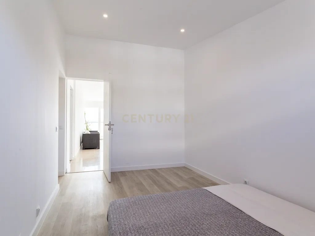 Penthouse T3 com vista mar e serra - Cascais - Image 17