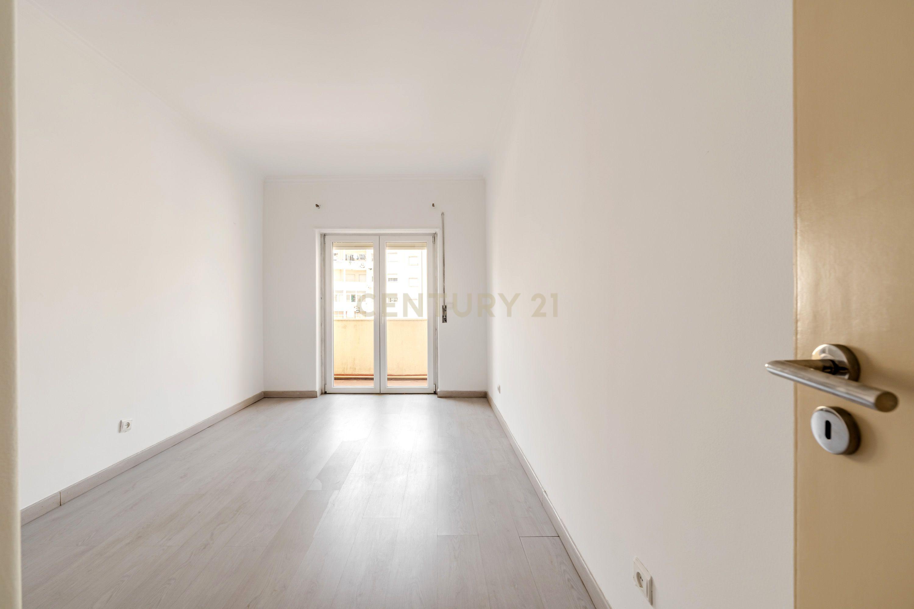 Apartamento T3 à venda em Cacém e São Marcos, Sintra — foto 12