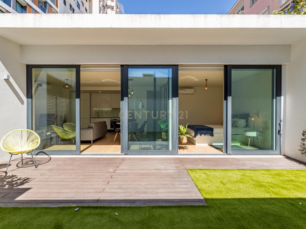 Luxuoso T1 Loft no Campo Grande, Lisboa - Image 13