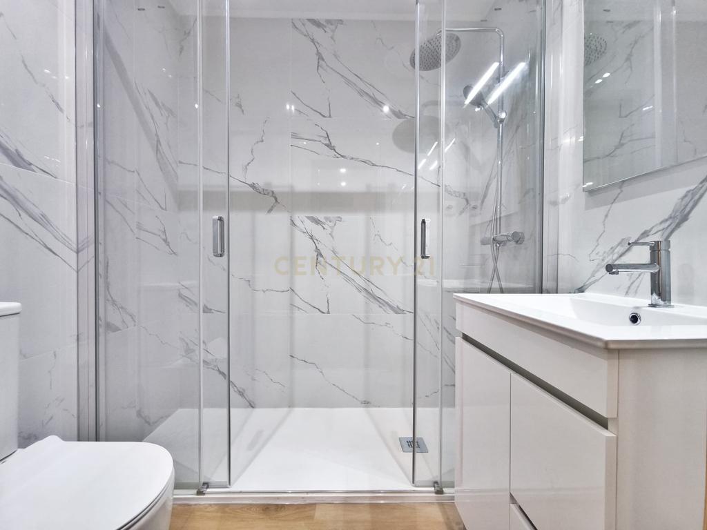 Apartamento T3 arrendado -com 6,5% rendimento - S. Mamede Infesta - Image 12