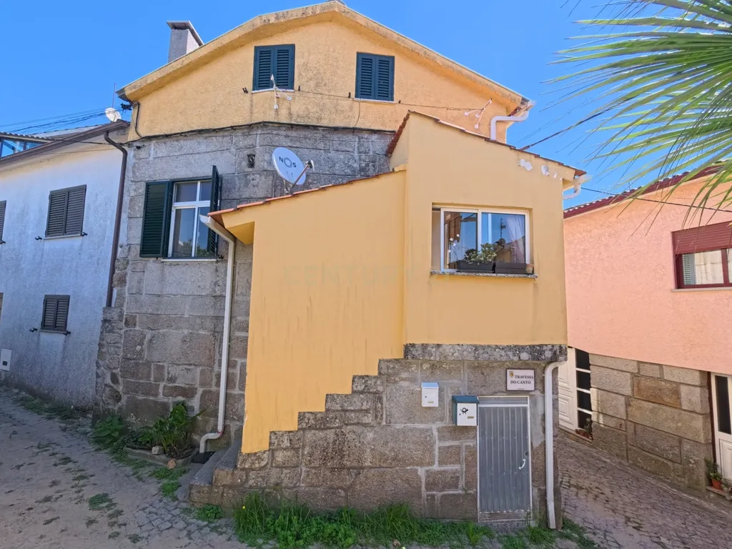 Moradia em pedra com 3 quartos em Povolide - Viseu - Image 10