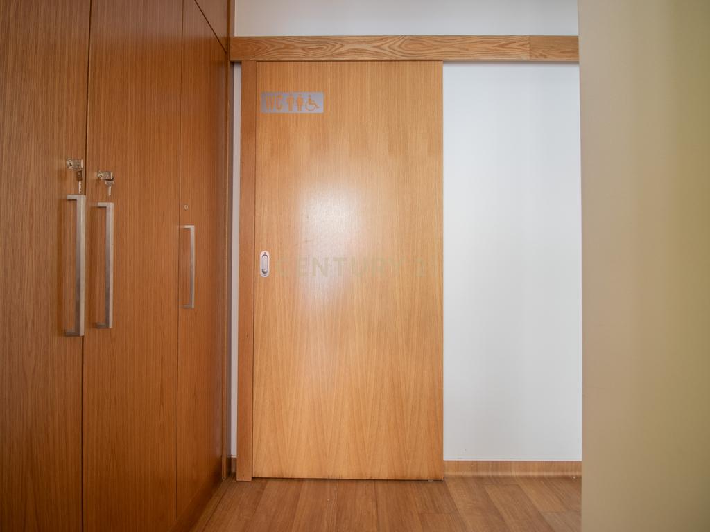 Espaço preparado para Clínica Dentária com garagem – Zona Histórica - Image 5