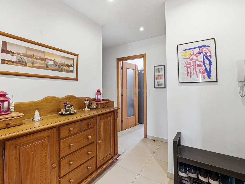 Apartamento T3 Duplex Samouco | Box para 2 Viaturas | Elevador - Image 25