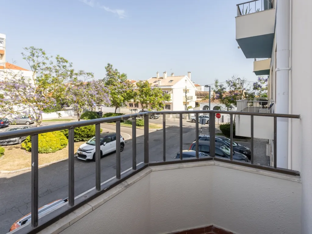 Apartamento T2 Quinta da Lomba - Barreiro - Image 35