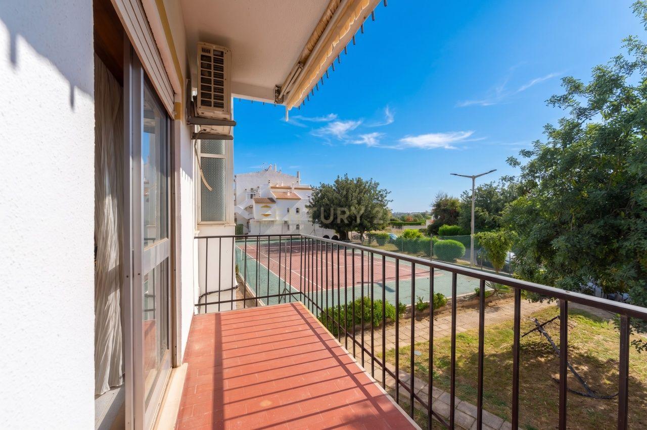 Fotografia 8 de Apartamento T3 excelentes áreas, varandas em todas as divisões, Vale de Caranguejo, Tavira