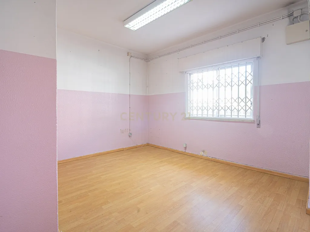 Loja – Ideal para Creche, Centro de Estudos ou Atividades de Apoio - Odivelas - Image 8