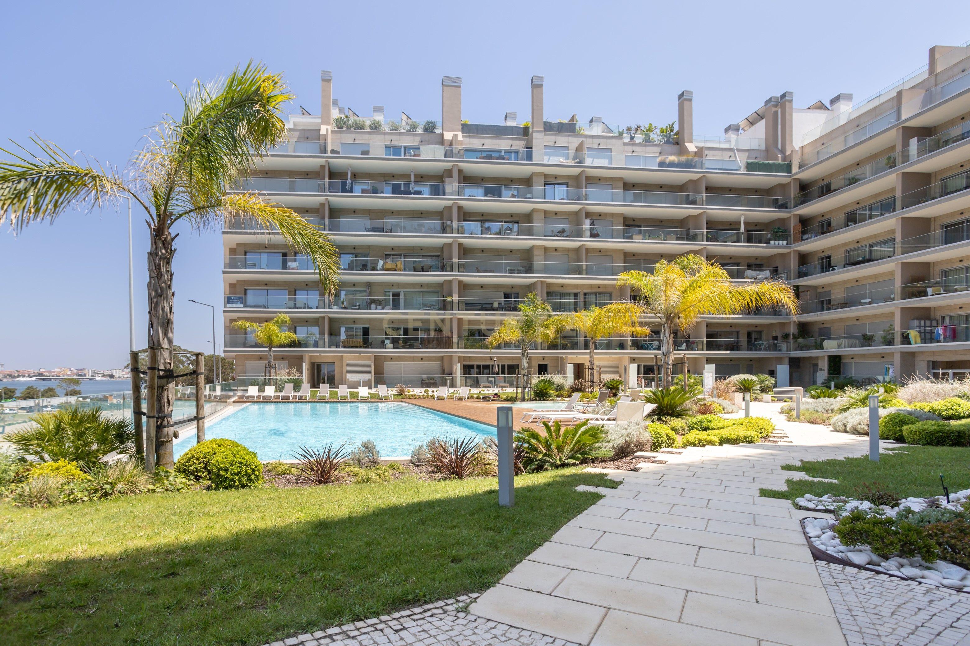 Apartamento T4 Duplex | Quinta da Trindade, Seixal - Image 3