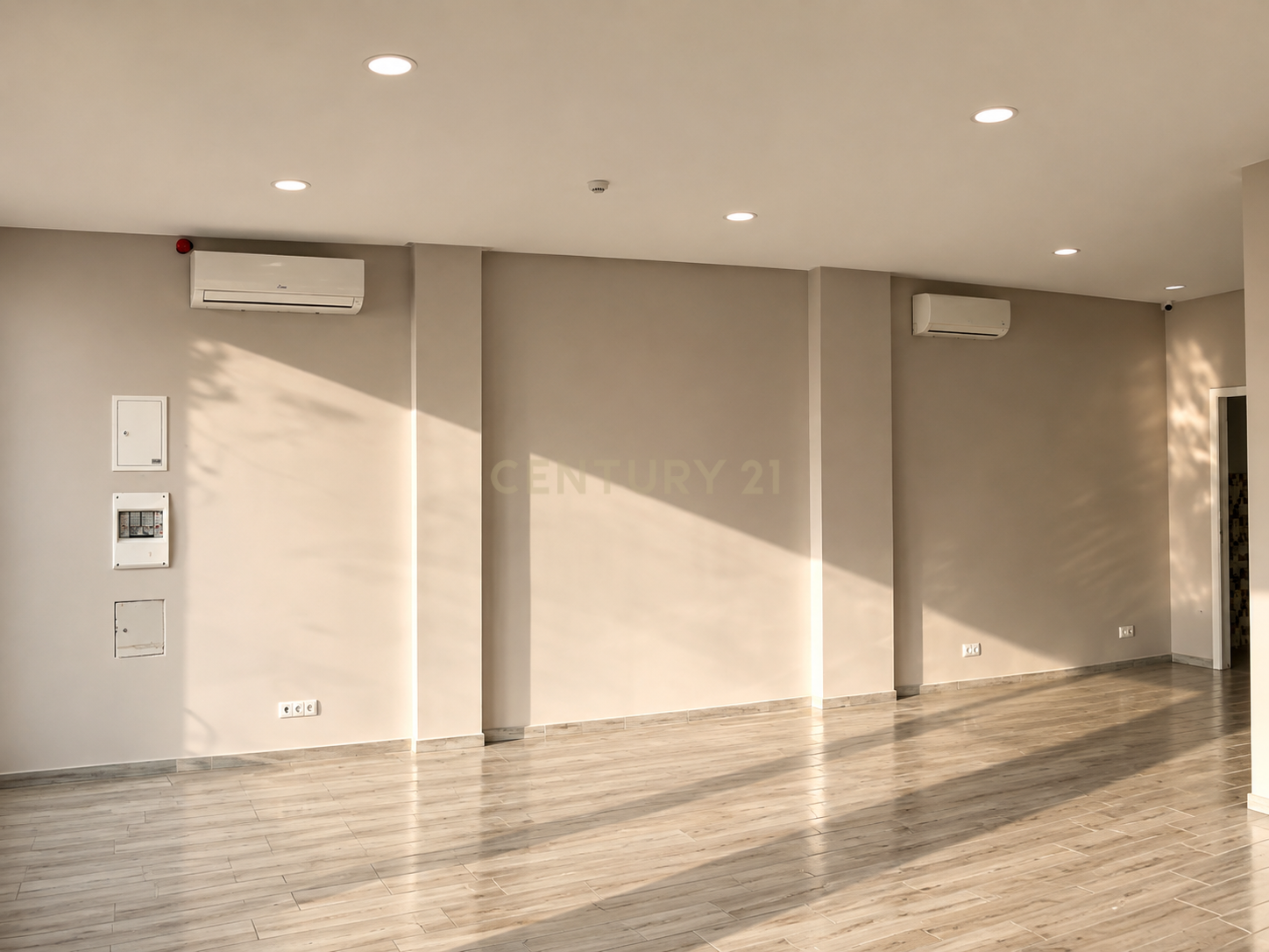 Fotografia 7 de ESPAÇO COMERCIAL TOTALMENTE REMODELADO | PRONTO A RECEBER O SEU NEGÓCIO