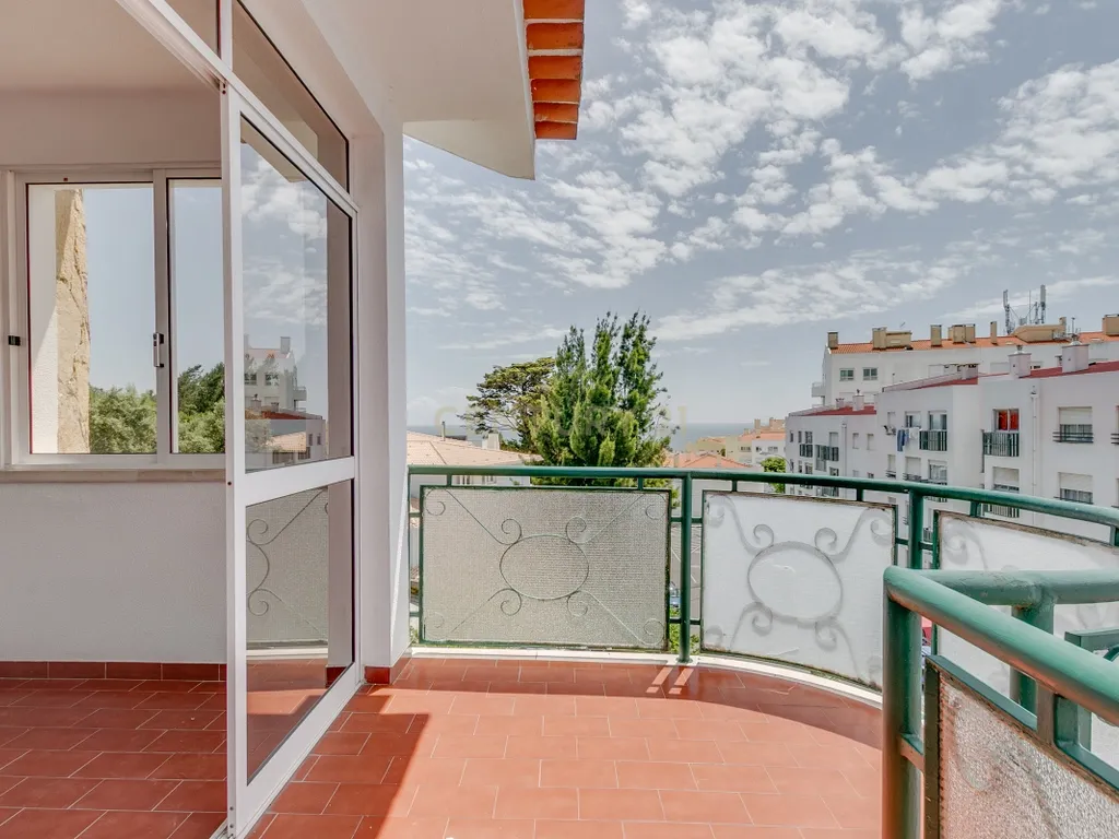 Moradia tradicional com 6 quartos, vista mar e piscina – Jardins da Parede - Image 57