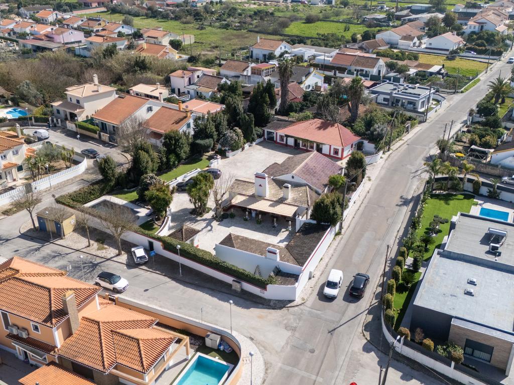 Quinta Exclusiva em Azeitão com 2,8 Hectares, Piscina e Anexo - Image 109