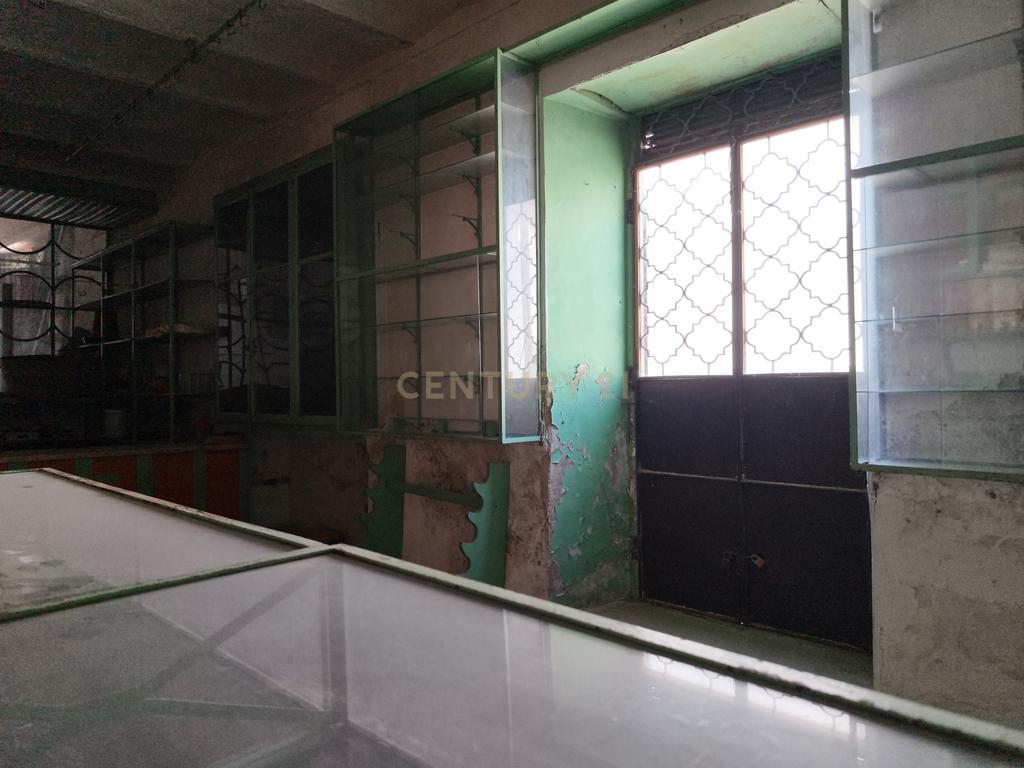 Oportunidade Única em Pias: Loja e Casão (Junto ao Restaurante "O Adro") - Image 3