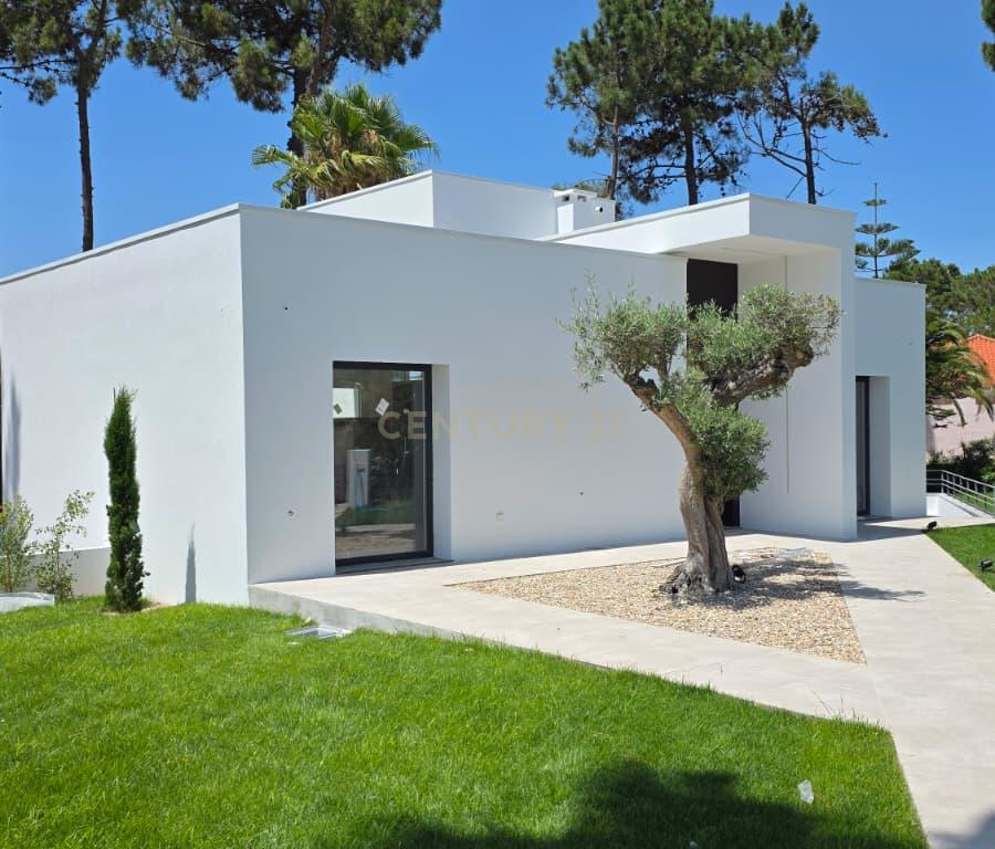 Moradia T4 Premium | Herdade da Aroeira | Piscina | Lote de 1.003 m² - Image 4