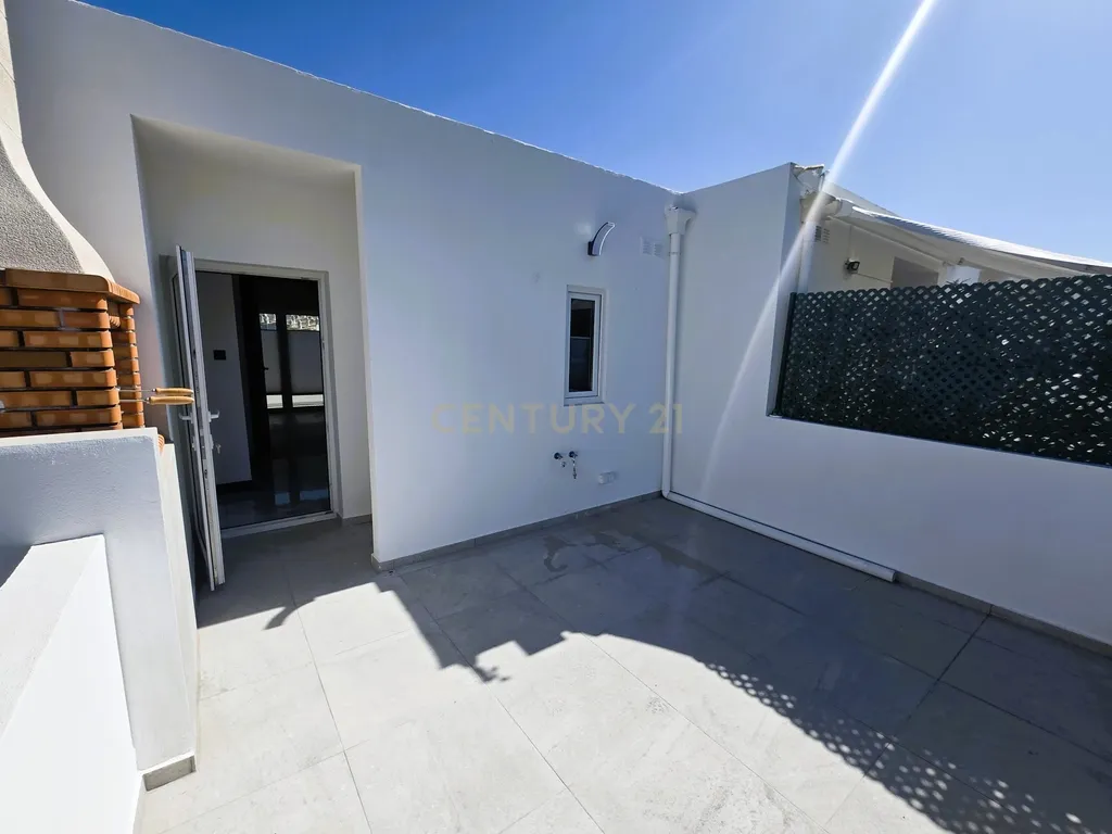 Luxuoso Duplex T2+1 na Urb. Vilaflor, Vilamoura *Renovado* - Image 19