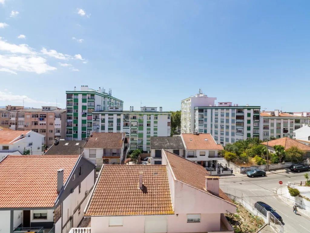 Apartamento T3 em Corroios com Varanda - Image 22